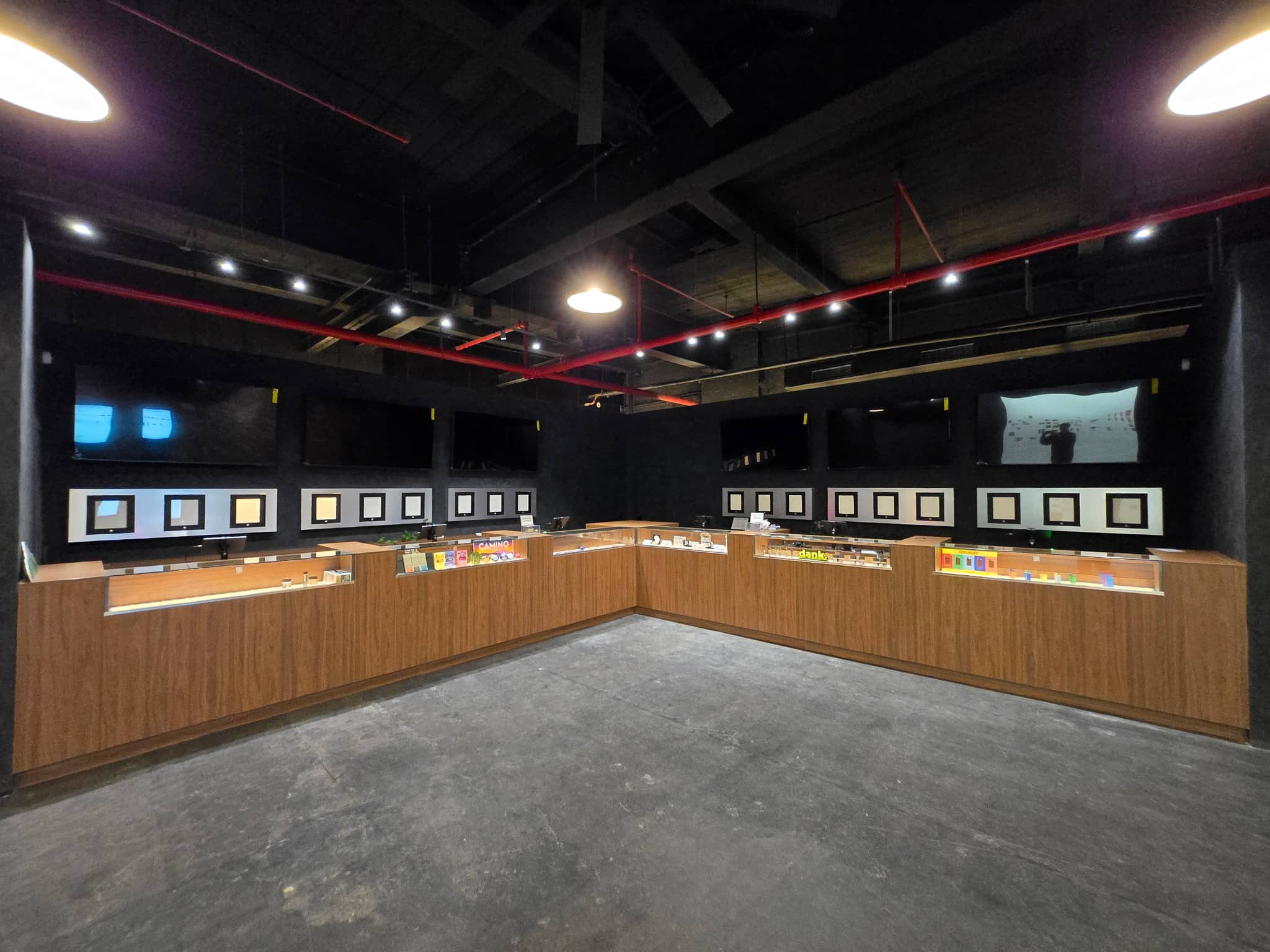 Exterior view of RNR Cannabis Dispensary in Bushwick, Brooklyn with modern, luxury design